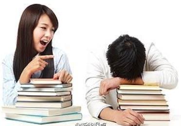 “男孩危機(jī)”真的存在嗎？生理特點(diǎn)與教育體制所致