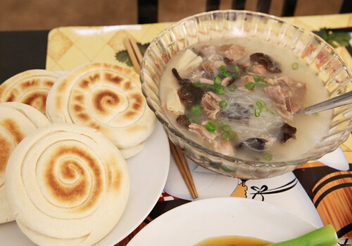 羊肉泡饃怎么做？羊肉泡饃的制作方法