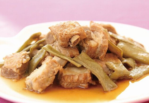 排骨的營(yíng)養(yǎng)價(jià)值-燉排骨的做法