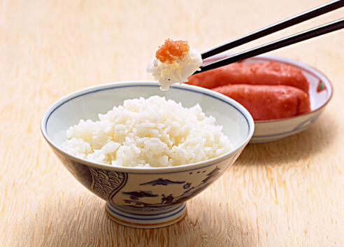 讓米飯更營(yíng)養(yǎng)好吃的方法-加點(diǎn)鹽米飯更香
