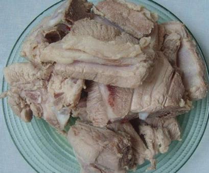 土豆燒排骨怎么做好吃？土豆燒排骨的做法