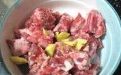 干煸麻辣排骨怎么做好吃？干煸麻辣排骨的做法