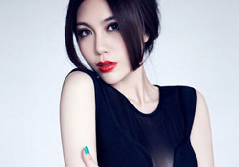 如何讓胸部二次發育？吃什么能讓乳房二次發育