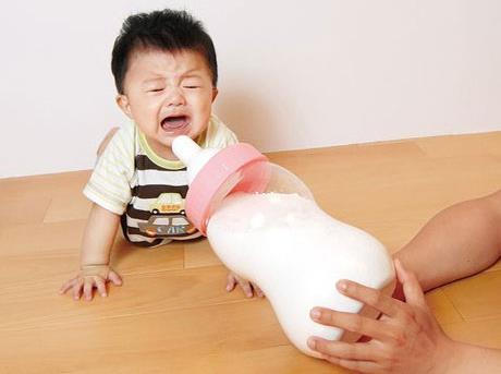 寶寶什么時候會發生厭奶？寶寶厭奶怎么辦