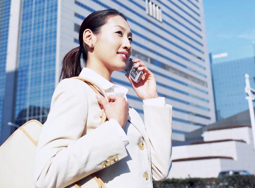 如何提升職場女性魅力？5招教你成為社交達人