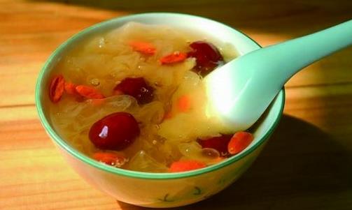 臉上有色斑怎么辦？ 幾個偏方幫你輕松祛除