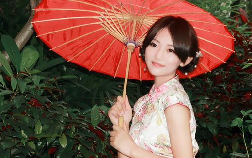 如何在家自己染發(fā)？染發(fā)需要注意什么？