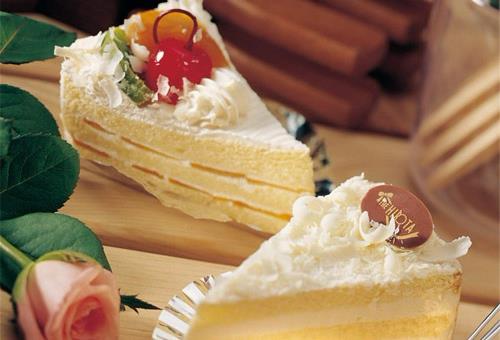 經(jīng)常熬夜吃什么好？多吃水果少吃甜食