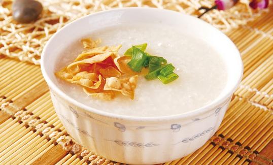 腸胃不適怎么辦？多喝粥調理