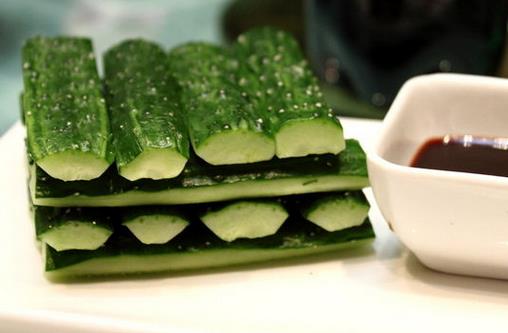 吃黃瓜有什么好處？黃瓜和什么搭營養(yǎng)翻倍