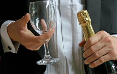 男性酒后勿做“七件事” 當心要了命