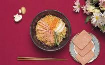 方便面+火腿腸=高血壓？ 到底方便面怎么吃好