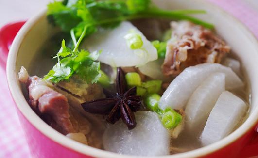 老人感冒快治療 食療方見(jiàn)效快