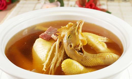 產后吃什么好？新媽媽補氣養血食譜推薦