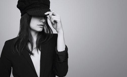 黑色衣服如何搭配和裝扮？