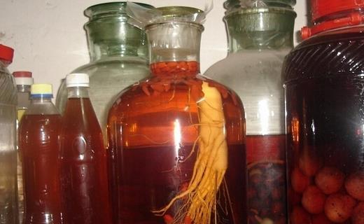 中藥泡酒養生保健配方 讓你老當益壯