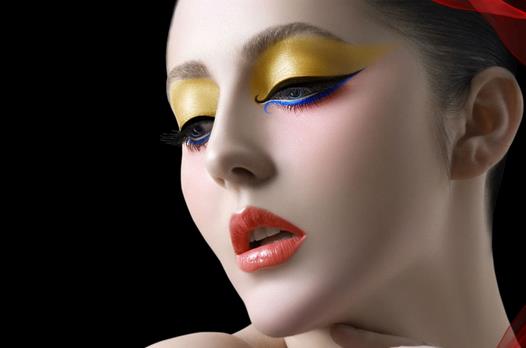 怎么延長暈妝時間？打造均勻底妝是關(guān)鍵