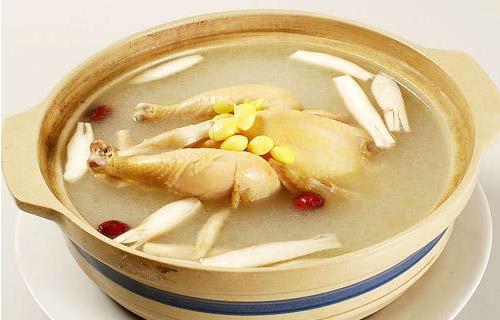 4類(lèi)老人不能喝雞湯