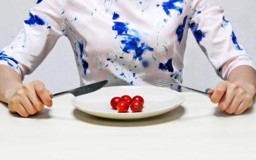 職場(chǎng)三低族增加 恐致失眠心悸過勞死