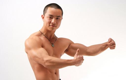 男人拳頭越大壽命就越長？手相決定壽命