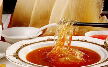 【魚(yú)翅】_魚(yú)翅的營(yíng)養(yǎng)價(jià)值,魚(yú)翅怎么做好吃,魚(yú)翅的做法大全 【魚(yú)翅】_魚(yú)翅的營(yíng)養(yǎng)價(jià)值,魚(yú)翅怎么做好吃,魚(yú)翅的做法大全
