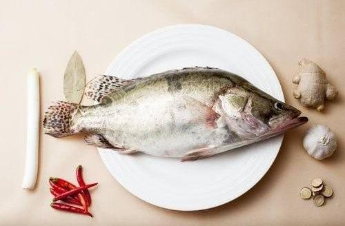 空腹吃魚？等于慢性自殺！