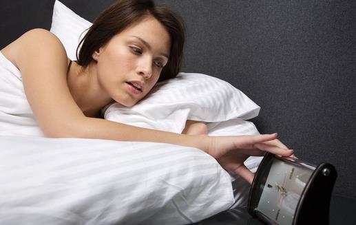 熬夜時(shí)如何把傷害降到最低？