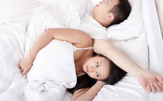 長期睡眠不足當(dāng)心高血壓！