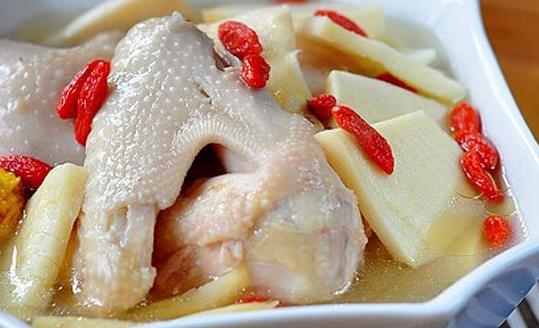 產(chǎn)后坐月子益忌食物盤(pán)點(diǎn) 坐月子禁吃食物