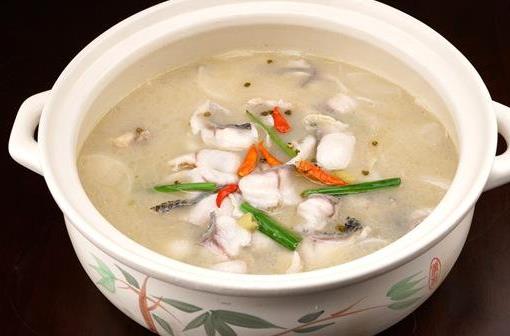 經常熬夜的人吃什么？女性宜選滋陰祛火食療方