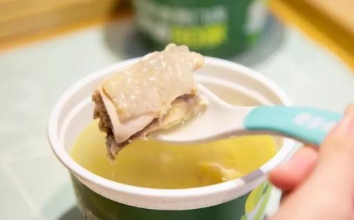 煮雞湯的小竅門 煮出香濃美味又有營養(yǎng)的雞湯