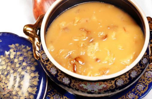 燉湯時，營養(yǎng)都在肉里，不在湯里？