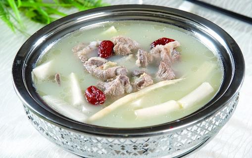 煮肉時上面的浮沫到底是精華還是臟東西？下次別再傻傻的