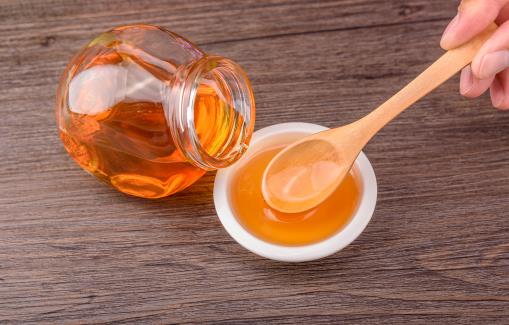 常飲蜂蜜水美容養顏喝出來 蜂蜜的禁忌人群大揭秘