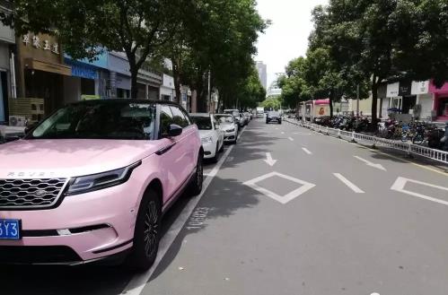 現實中十拿九穩的倒車方法，新手也能一把輕松倒車