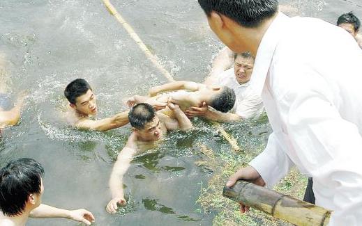 掌握溺水急救常識(shí) 給溺水兒童爭(zhēng)取更多的存活希望