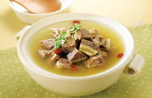 長寶寶時間只吃軟食牙齒問題多 寶寶吃硬食的咀嚼訓練