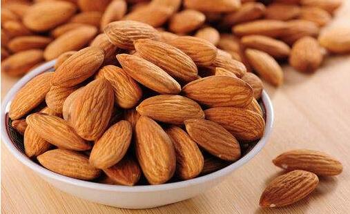 苦杏仁和甜杏仁的區別 食用過量對人體產生危害