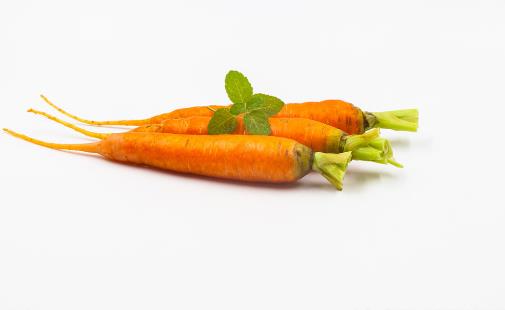 胡蘿卜有點(diǎn)甜糖尿病人可不可以吃？