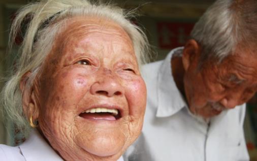 日本人均壽命，為何會是全球最長？憑這4點，就比我們多活