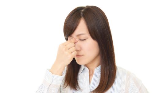 怎么自測體內缺不缺水？缺水的危害有哪些？
