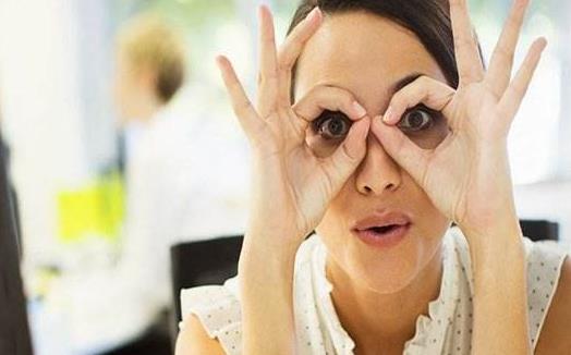 白領人士保護眼睛的五個小竅門 三款護眼茶是養眼佳品