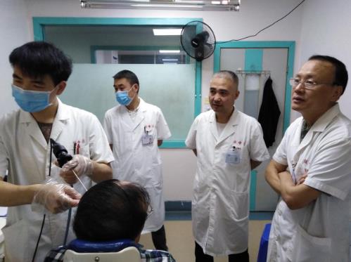 耳鼻喉專家林齊鳴—對待工作三十年如一日 詮釋醫者仁心