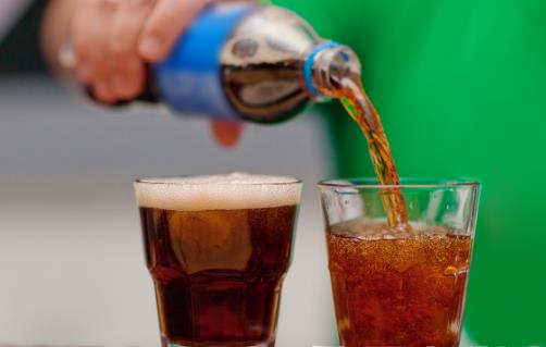 碳酸飲料與牙齒健康 導致蛀牙