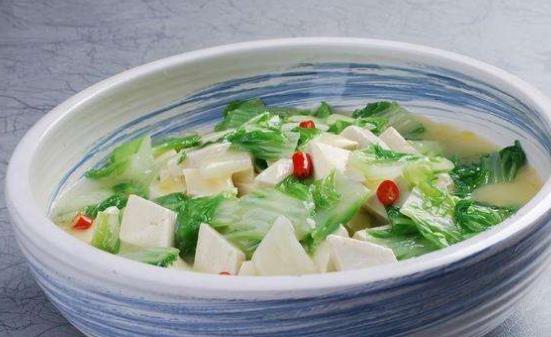 吃白菜可防癌 食用白菜時(shí)須注意的事項(xiàng)
