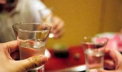北京彤美整形醫院桂行軍科普：鼻整形術后飲食需要注意什么