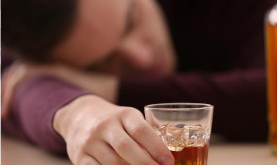 酒喝多了難受怎么辦？教你3招，簡單實用，讓你快速醒酒，收藏了