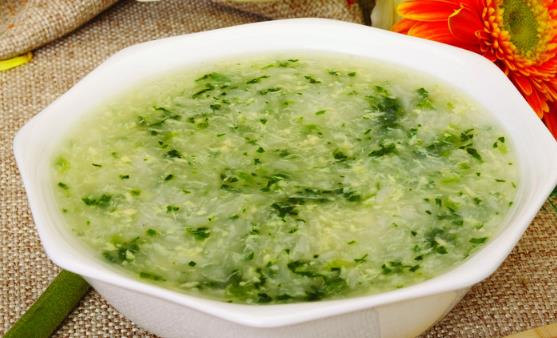 菠菜的營養(yǎng)價值 激活大腦功能增強(qiáng)青春活力
