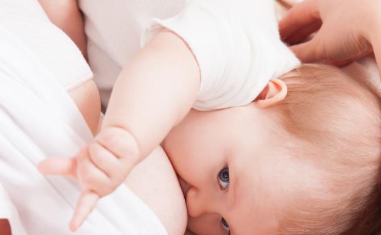 母乳喂養好處多多 產婦可預防缺鐵性貧血還有助于瘦身