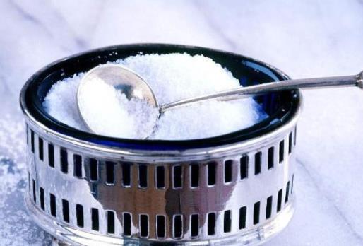 食鹽除了調味還有什么妙用 食鹽在生活中的妙用幫你解決煩惱